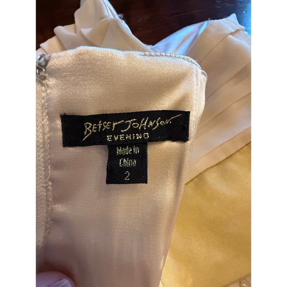 Betsey Johnson Sz 2 Gold/Cream Sweetheart Neck Sequined Party Prom Ball‎ Dress - Picture 3 of 11